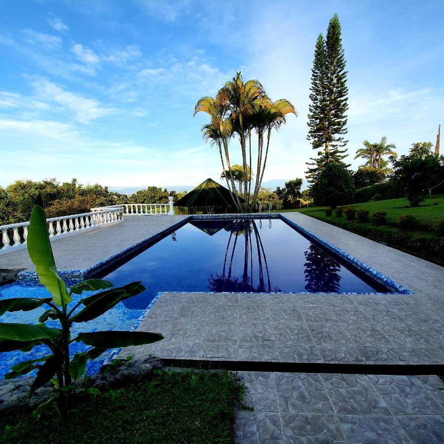 Finca Bellavista Pereira Exterior photo